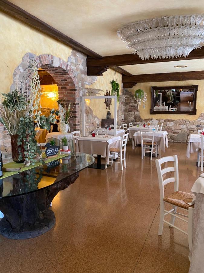 Locanda Ferrari Goro Екстер'єр фото