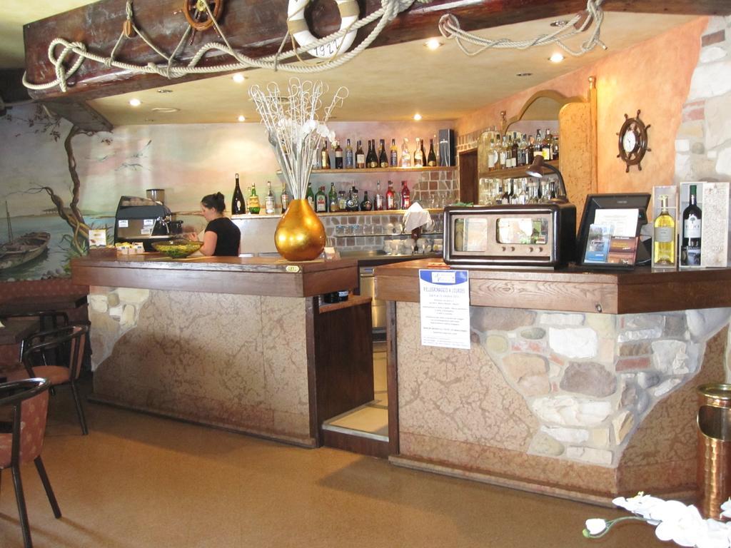 Locanda Ferrari Goro Екстер'єр фото